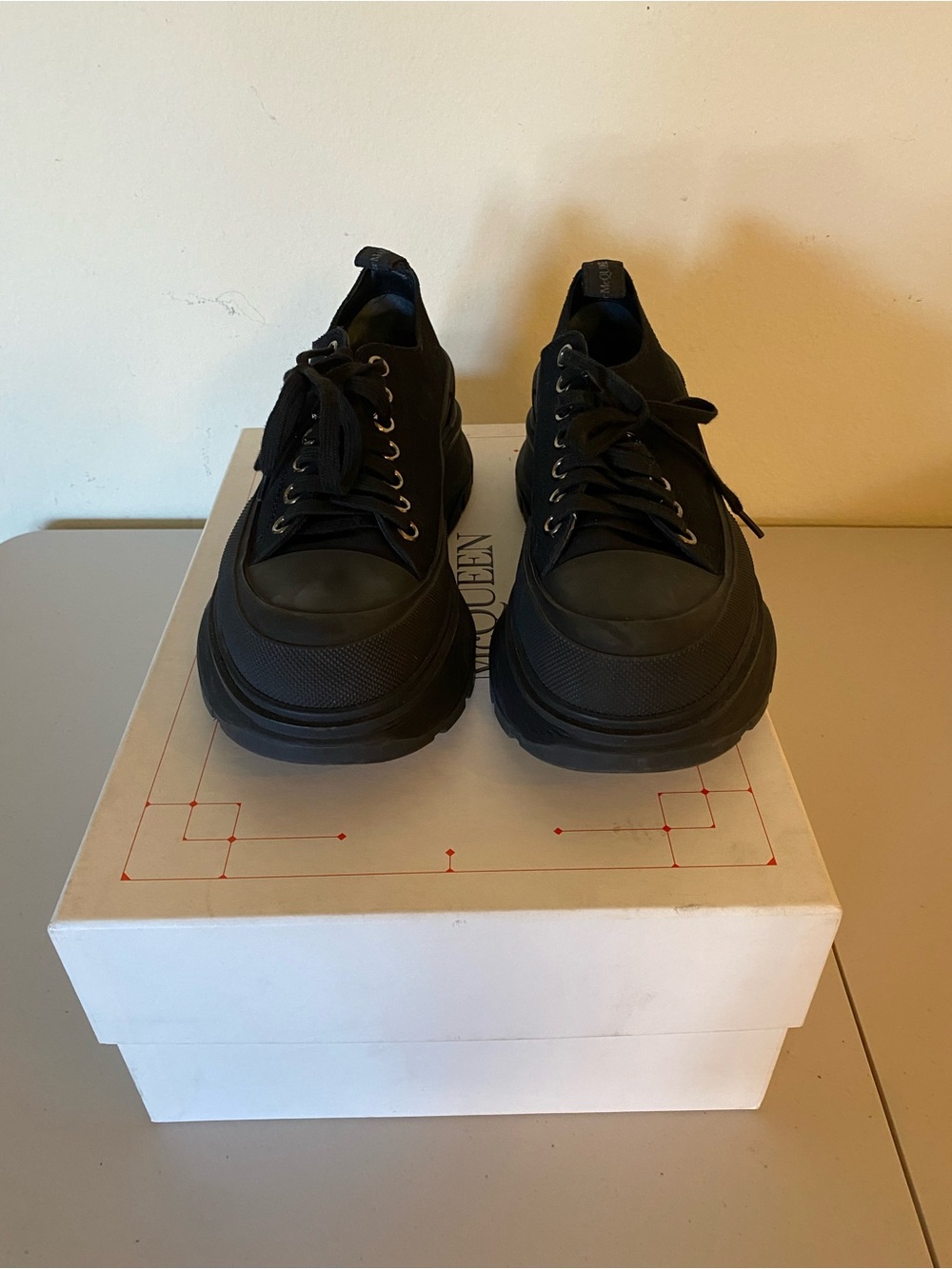 Alexander McQueen Mens Black Chunky Sole Canvas Low Top Loafer sneaker - Picture 10 of 12